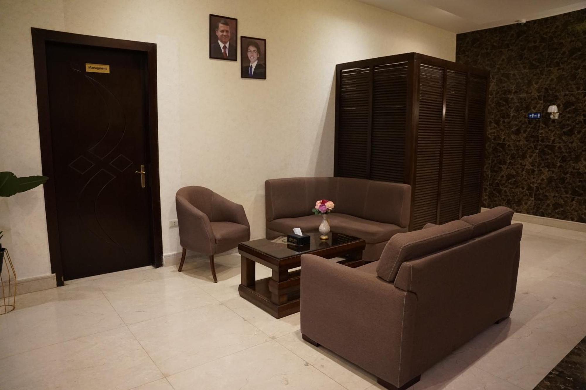 Big Ben Hotel Suites Amman Exterior photo